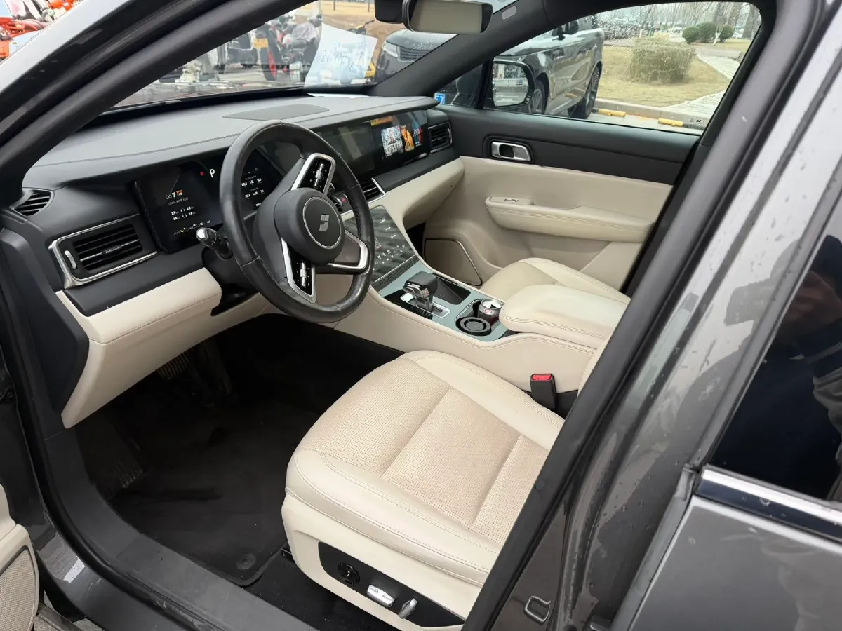 2021 Li ONE Range Extended 131HP REEV 40.5KWH,autocango,china used car exporter,china ev exporter,chinese used car exporter,chinese used ev exporter