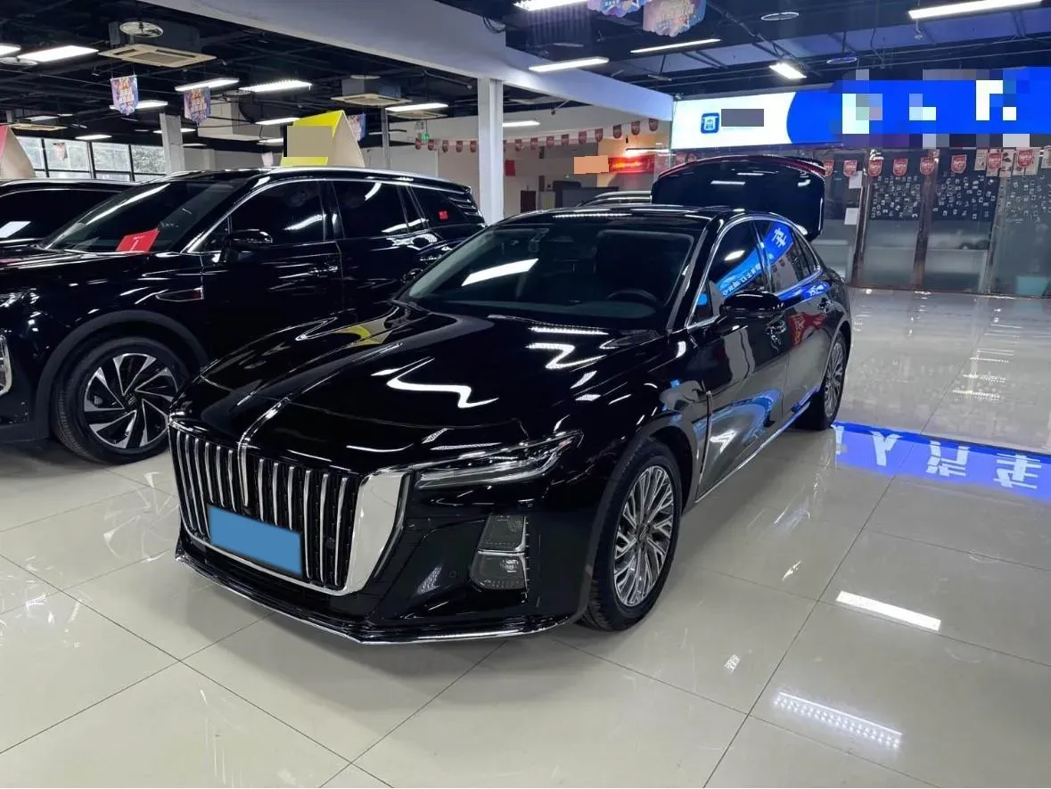 2023 HongQi H5 2.0T 224HP L4 8AT,autocango,china used car exporter,china ev exporter,chinese used car exporter,chinese used ev exporter