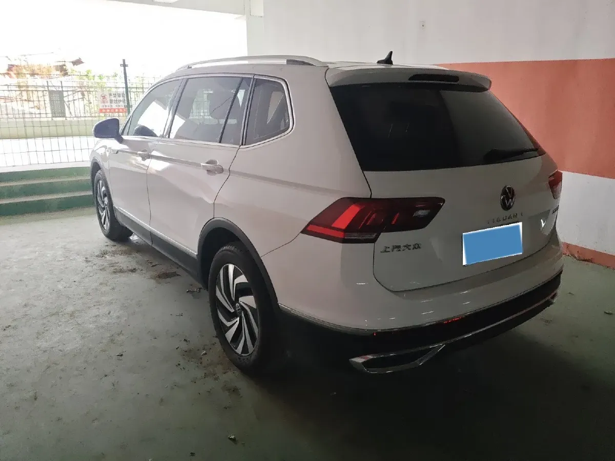 2023 Volkswagen Tiguan L 1.5T 160HP L4 7DCT,autocango,china used car exporter,china ev exporter,chinese used car exporter,chinese used ev exporter