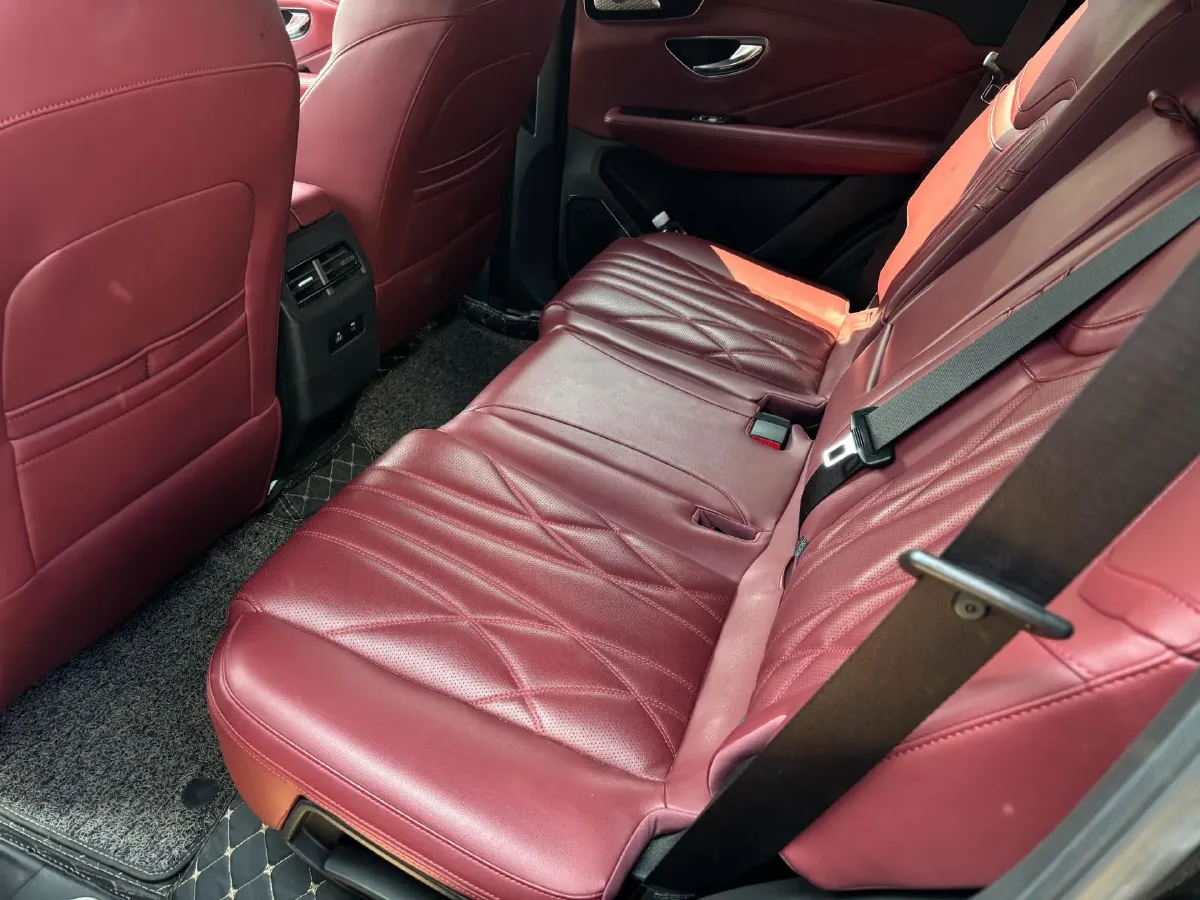 2025 Jetour X70 Plus 1.5T 184HP L4 7DCT,autocango,china used car exporter,china ev exporter,chinese used car exporter,chinese used ev exporter