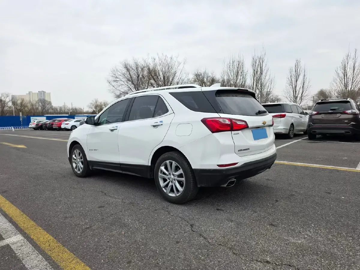 2018 Chevrolet Equinox 2.0T 260HP L4 9AT,autocango,china used car exporter,china ev exporter,chinese used car exporter,chinese used ev exporter