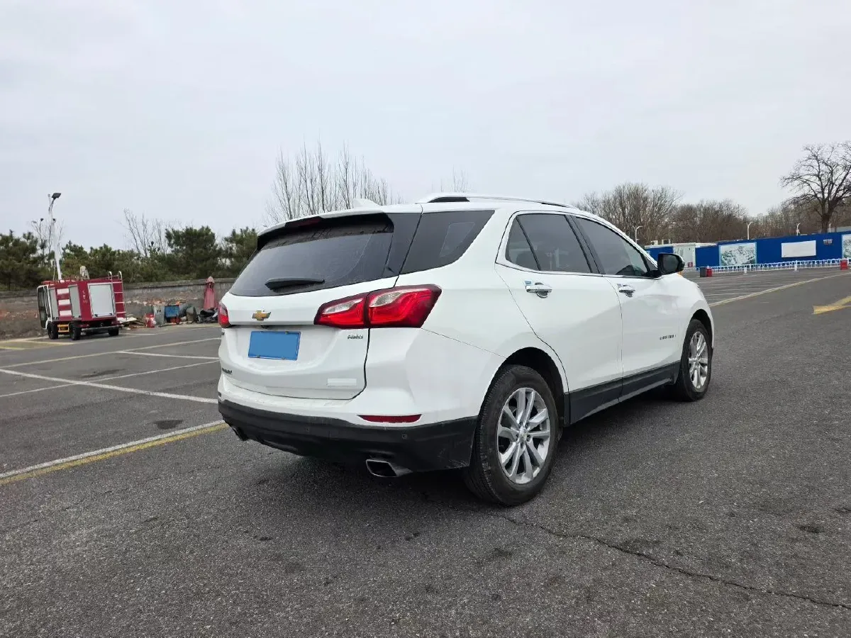 2018 Chevrolet Equinox 2.0T 260HP L4 9AT,autocango,china used car exporter,china ev exporter,chinese used car exporter,chinese used ev exporter