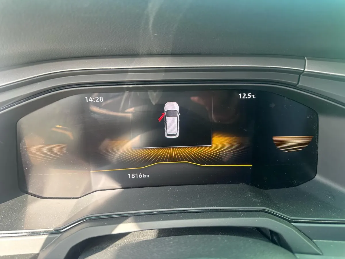 2023 Volkswagen Polo 1.5L 110HP L4 6AT,autocango,china used car exporter,china ev exporter,chinese used car exporter,chinese used ev exporter