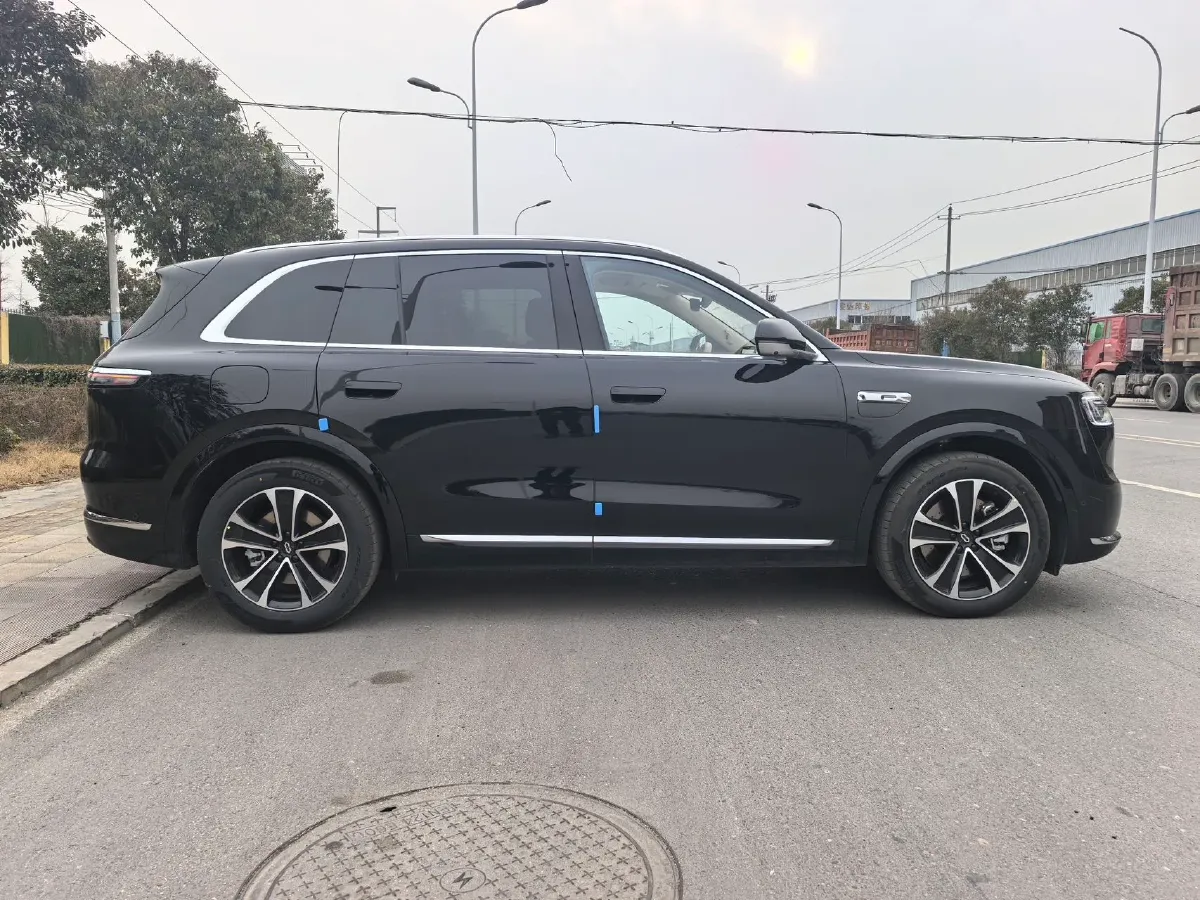 2026 AITO AITO M7 REEV 160HP REEV,autocango,china used car exporter,china ev exporter,chinese used car exporter,chinese used ev exporter