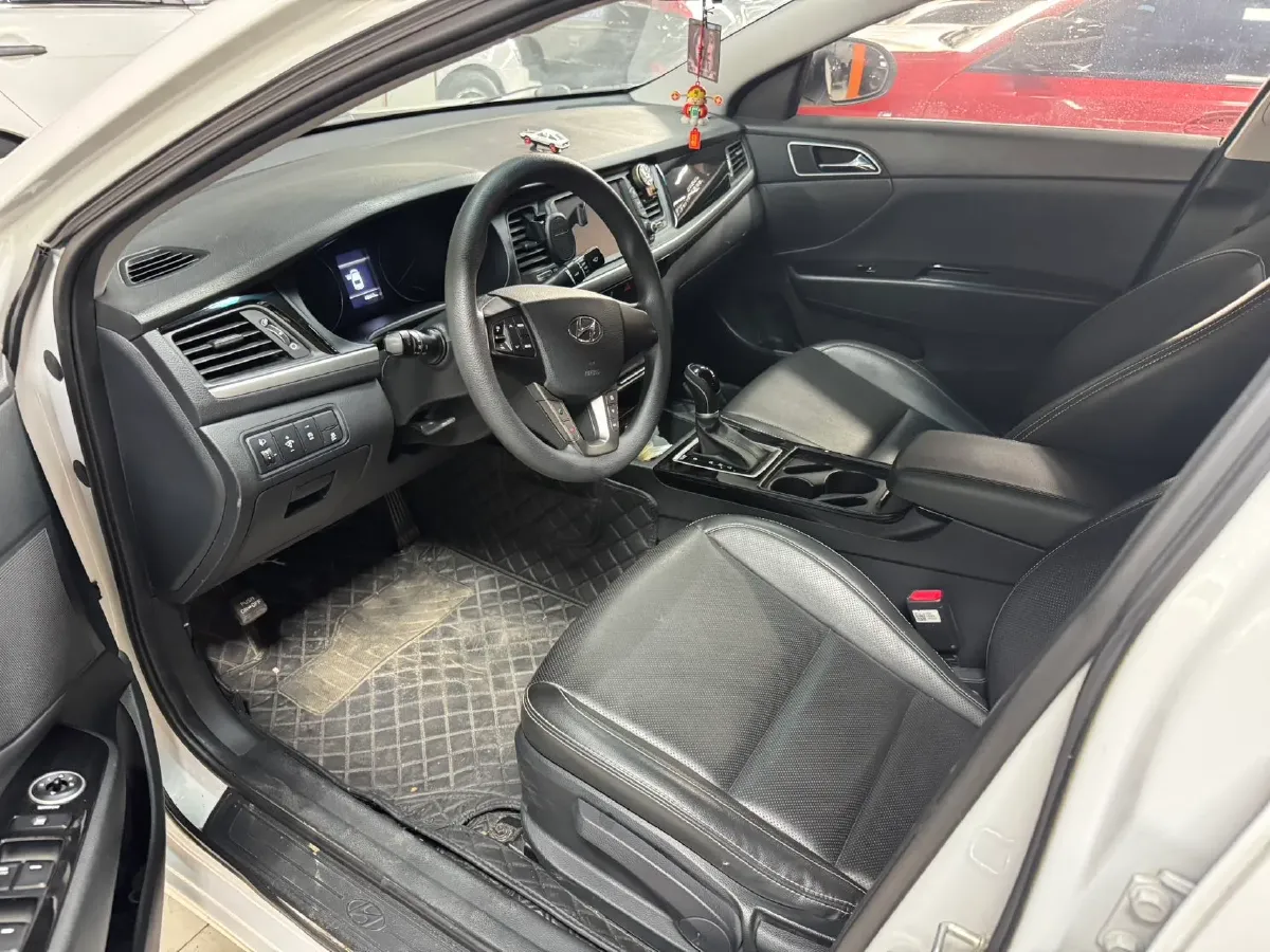 2019 Hyundai Mistra 1.6T 175HP L4 7DCT,autocango,china used car exporter,china ev exporter,chinese used car exporter,chinese used ev exporter