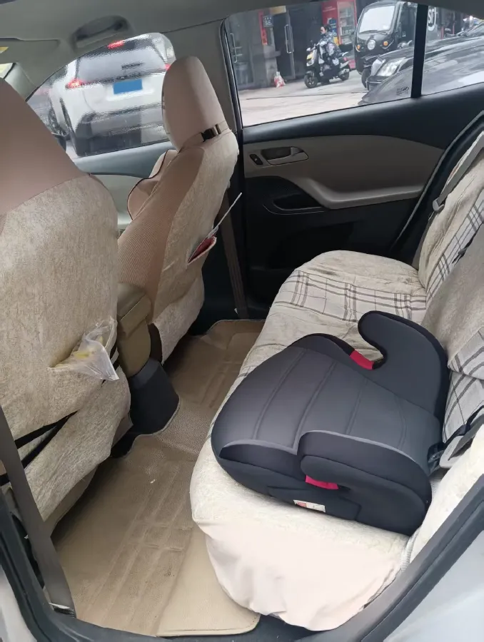 2015 Chevrolet Sail 1.3L 103HP L4 5MT,autocango,china used car exporter,china ev exporter,chinese used car exporter,chinese used ev exporter