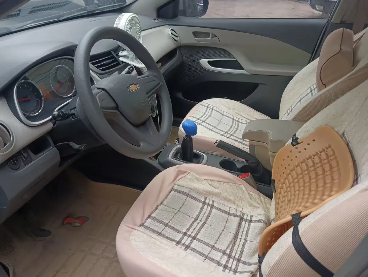 2015 Chevrolet Sail 1.3L 103HP L4 5MT,autocango,china used car exporter,china ev exporter,chinese used car exporter,chinese used ev exporter