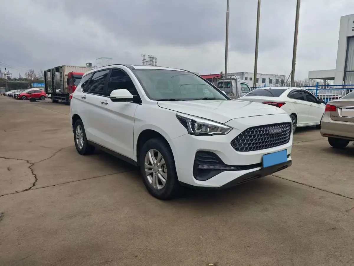 2019 Haval M6 1.5T 150HP L4 7DCT,autocango,china used car exporter,china ev exporter,chinese used car exporter,chinese used ev exporter