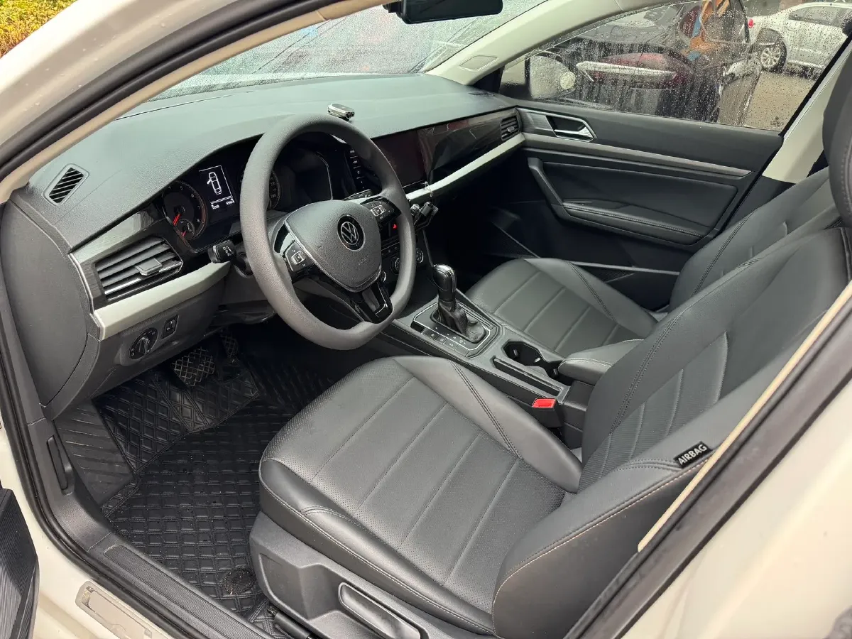 2019 Volkswagen Lavida 1.5L 113HP L4 6AT,autocango,china used car exporter,china ev exporter,chinese used car exporter,chinese used ev exporter