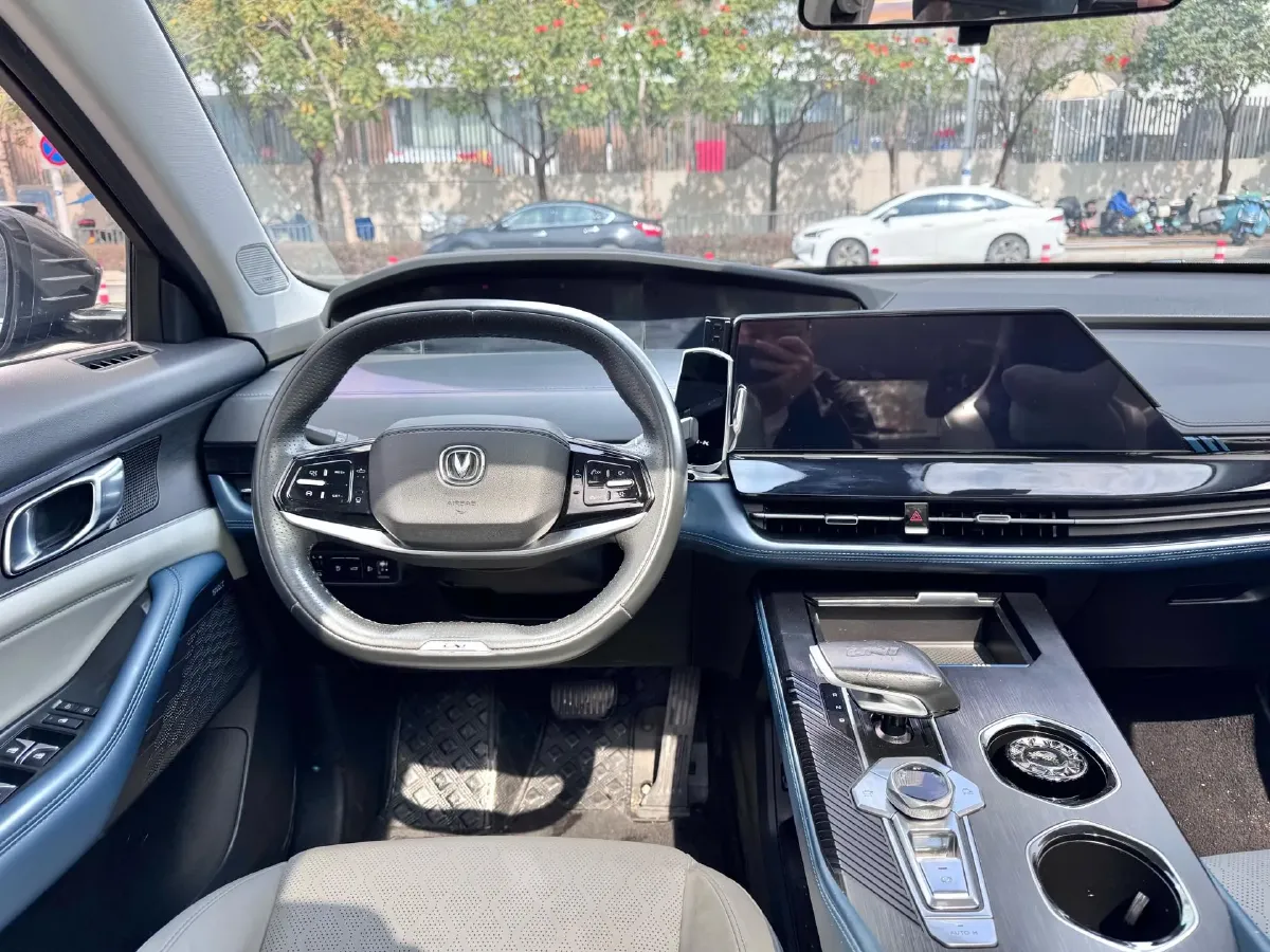 2022 Bestune T99 2.0T 224HP L4 6AT,autocango,china used car exporter,china ev exporter,chinese used car exporter,chinese used ev exporter