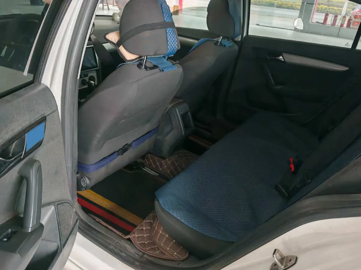 2013 Volkswagen Lavida 1.6L 110HP L4 6AT,autocango,china used car exporter,china ev exporter,chinese used car exporter,chinese used ev exporter