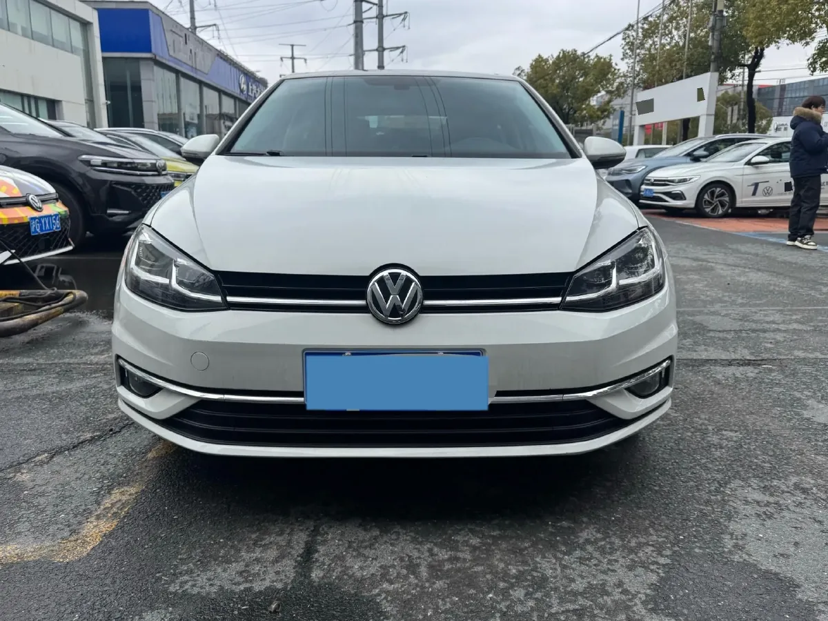 2020 Volkswagen Golf 1.4T 150HP L4 7DCT,autocango,china used car exporter,china ev exporter,chinese used car exporter,chinese used ev exporter