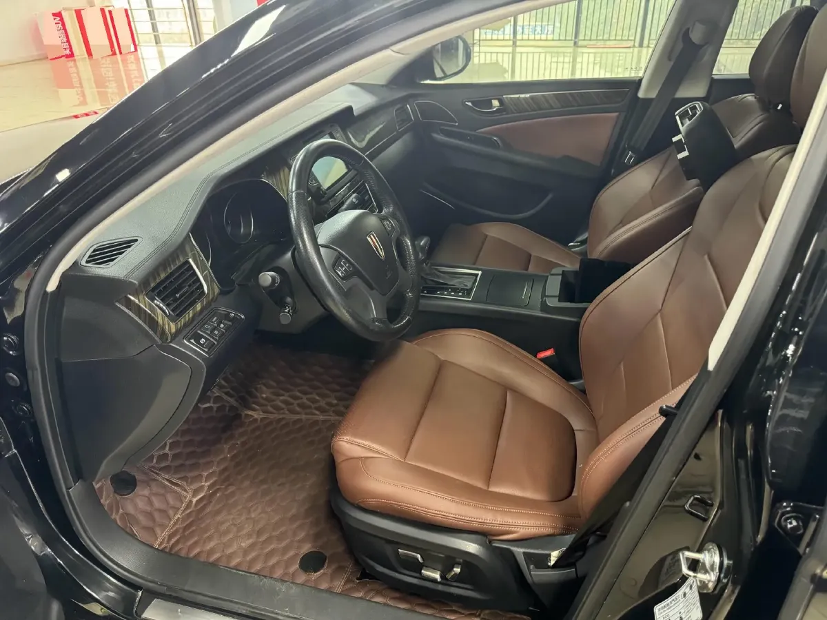 2021 HongQi H7 1.8T 188HP L4 6AT,autocango,china used car exporter,china ev exporter,chinese used car exporter,chinese used ev exporter