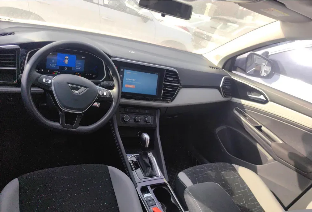 2023 Jetta VS7 1.4T 150HP L4 6AT,autocango,china used car exporter,china ev exporter,chinese used car exporter,chinese used ev exporter