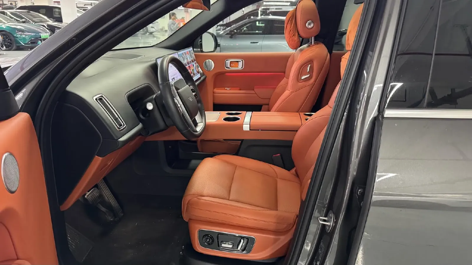 2022 Li L9 Range Extended 154HP REEV 42.6KWH,autocango,china used car exporter,china ev exporter,chinese used car exporter,chinese used ev exporter