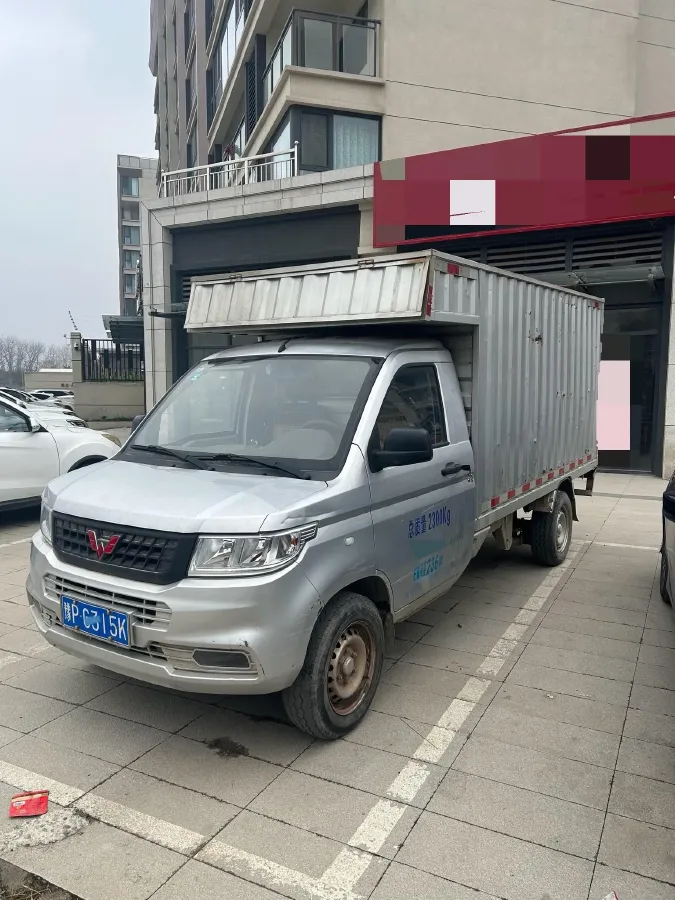 2019 WuLing RongGuang New Truck 1.5L 107HP L4 5MT,autocango,china used car exporter,china ev exporter,chinese used car exporter,chinese used ev exporter