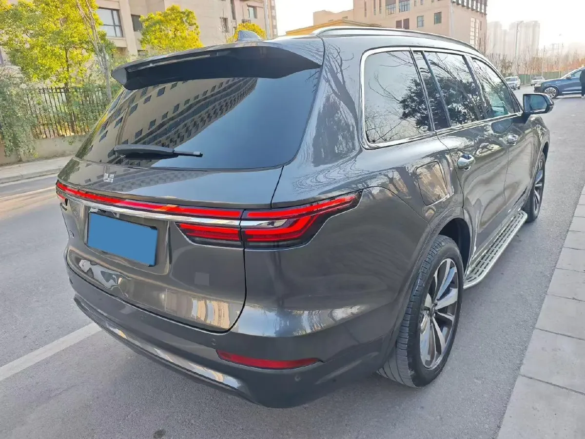 2020 Li ONE Range Extended 131HP REEV 40.5KWH,autocango,china used car exporter,china ev exporter,chinese used car exporter,chinese used ev exporter