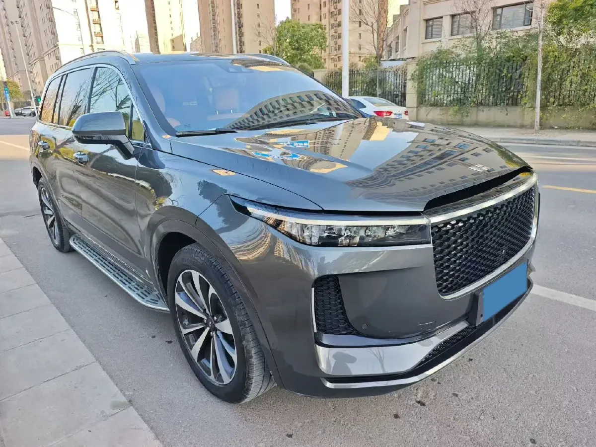 2020 Li ONE Range Extended 131HP REEV 40.5KWH,autocango,china used car exporter,china ev exporter,chinese used car exporter,chinese used ev exporter