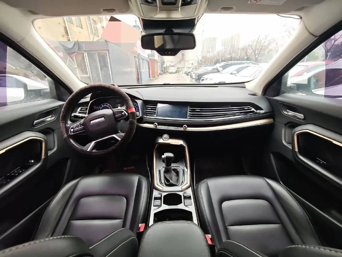 2019 Haval H6 2.0T 197HP L4 7DCT,autocango,china used car exporter,china ev exporter,chinese used car exporter,chinese used ev exporter