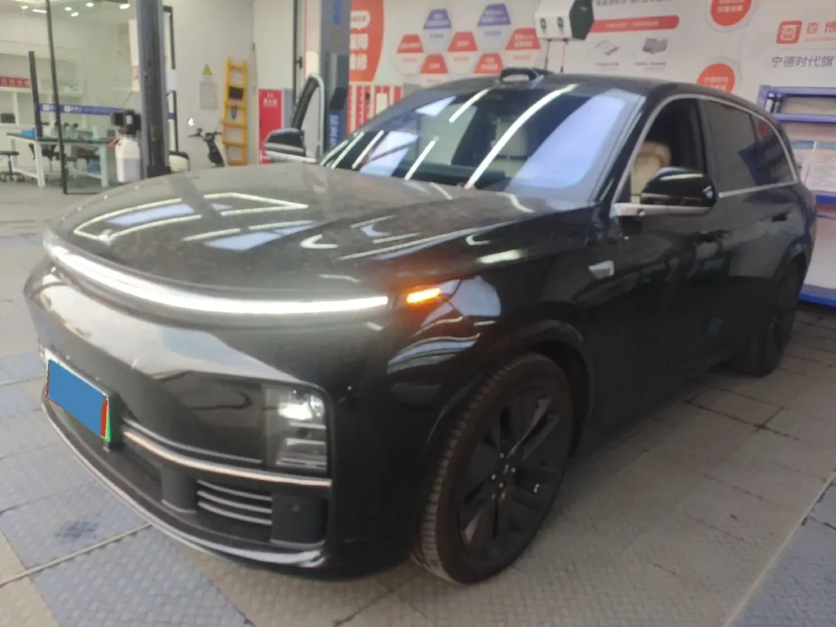 2024 Li L8 Range Extended 154HP REEV 42.8KWH,autocango,china used car exporter,china ev exporter,chinese used car exporter,chinese used ev exporter