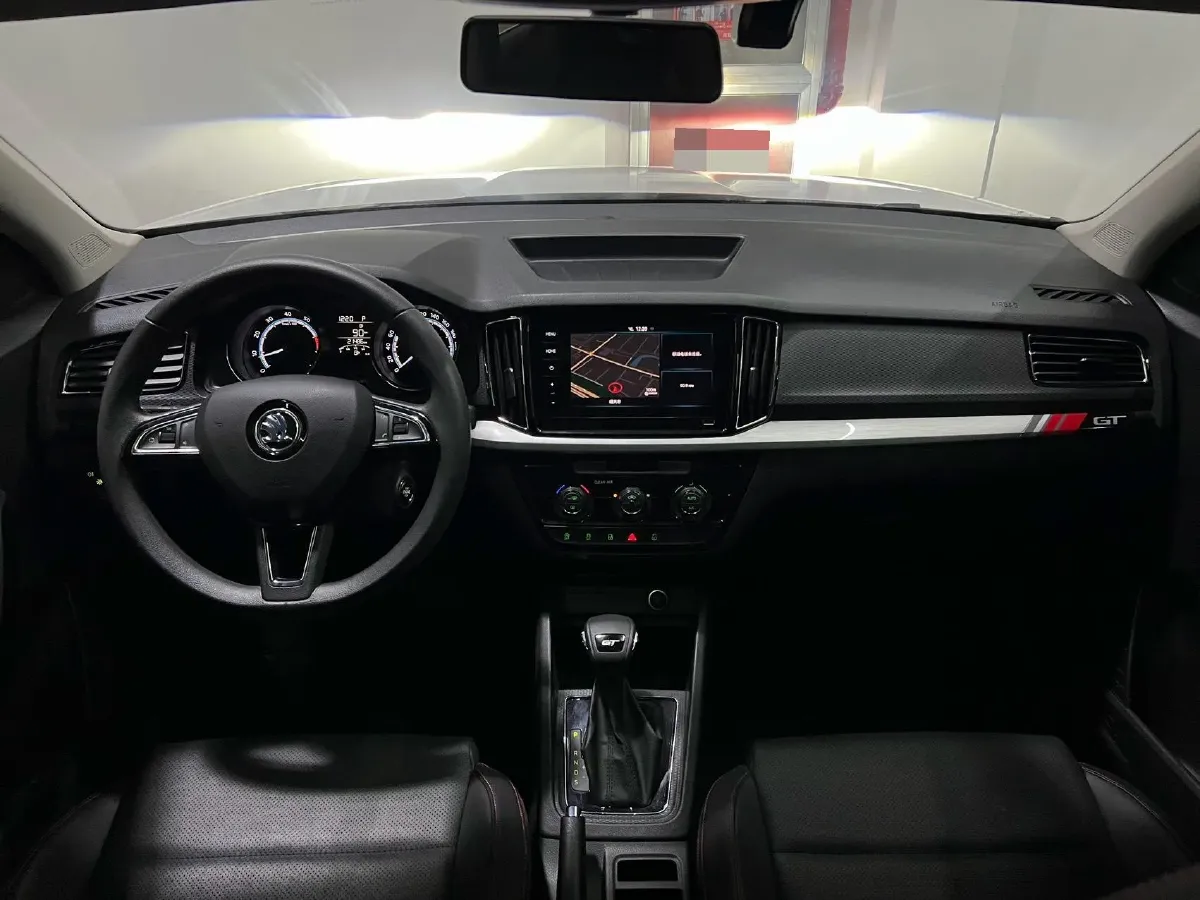 2022 Skoda Kamiq 1.5L 112HP L4 6AT,autocango,china used car exporter,china ev exporter,chinese used car exporter,chinese used ev exporter