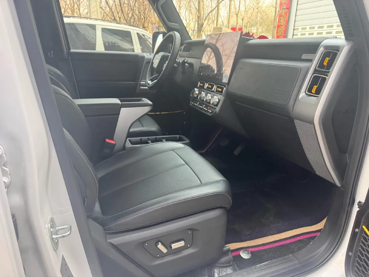 2025 Yufeng Auto Golden Warehouse BEV,autocango,china used car exporter,china ev exporter,chinese used car exporter,chinese used ev exporter