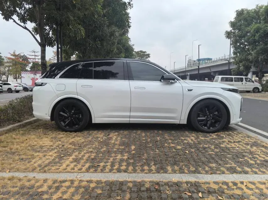 2023 Li L7 Range Extended 154HP REEV 40.9KWH,autocango,china used car exporter,china ev exporter,chinese used car exporter,chinese used ev exporter