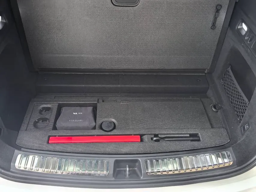 2023 Li L7 Range Extended 154HP REEV 40.9KWH,autocango,china used car exporter,china ev exporter,chinese used car exporter,chinese used ev exporter