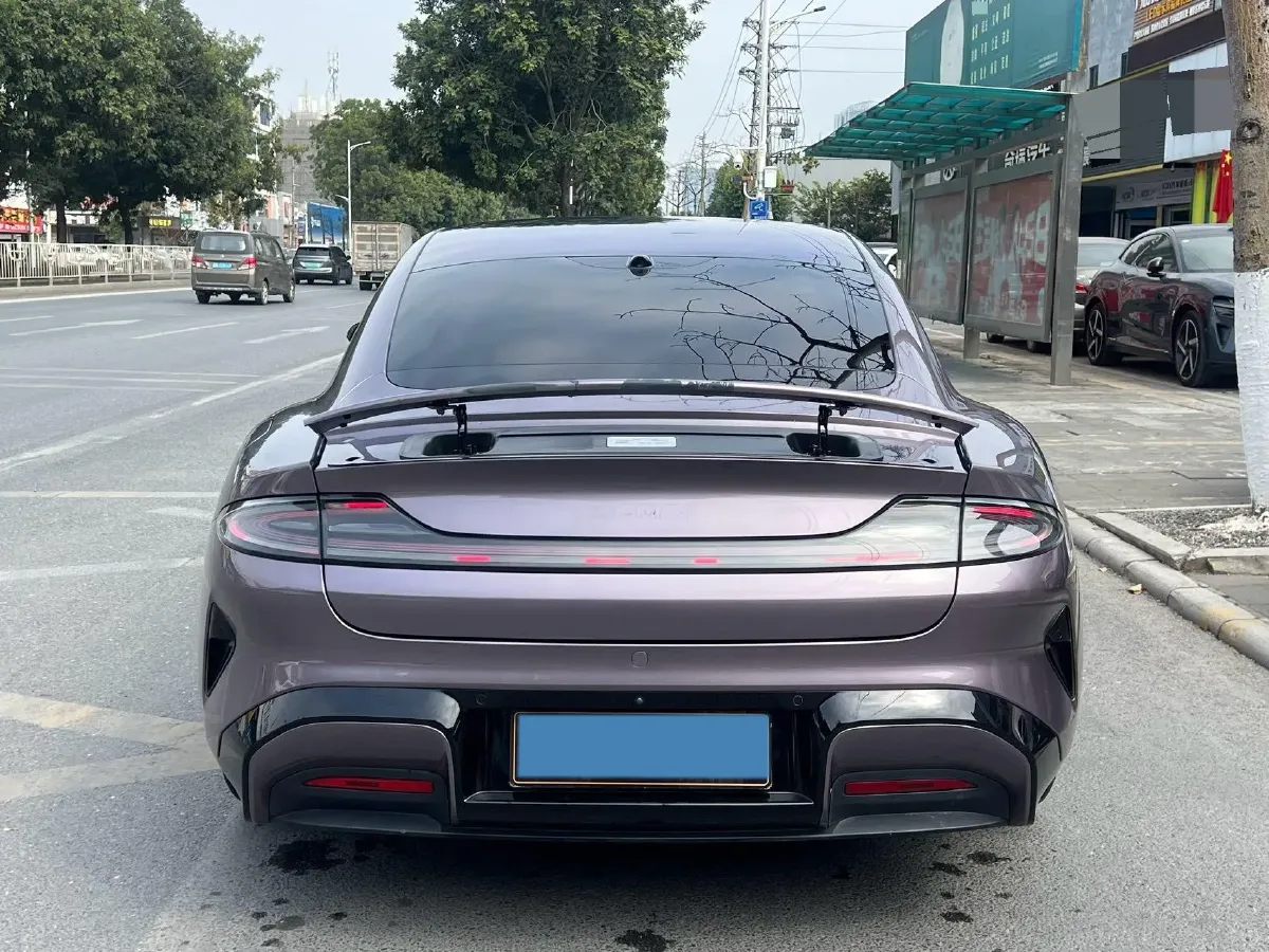 2024 MI SU7 BEV 73.6KWH,autocango,china used car exporter,china ev exporter,chinese used car exporter,chinese used ev exporter