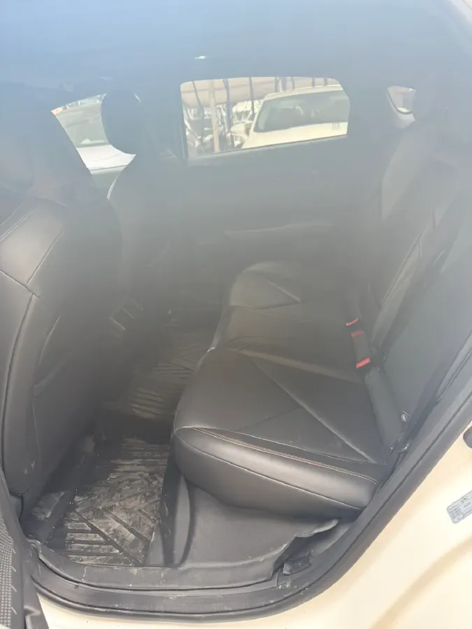 2022 ChangAn UNI-V 1.5T 188HP L4 7DCT,autocango,china used car exporter,china ev exporter,chinese used car exporter,chinese used ev exporter