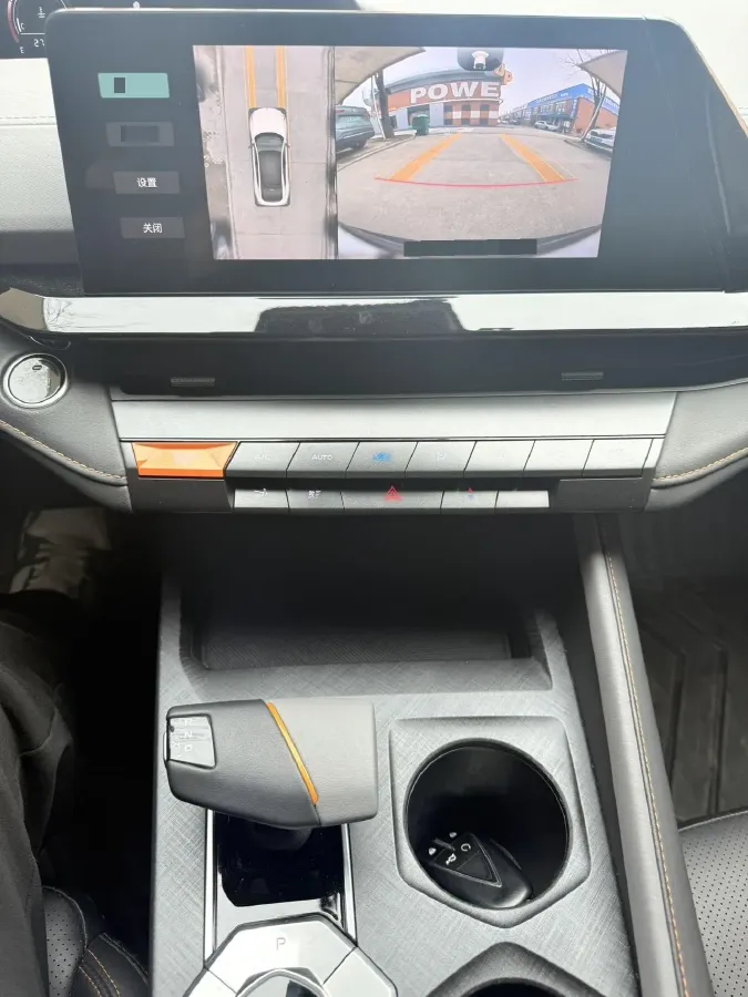 2022 ChangAn UNI-V 1.5T 188HP L4 7DCT,autocango,china used car exporter,china ev exporter,chinese used car exporter,chinese used ev exporter