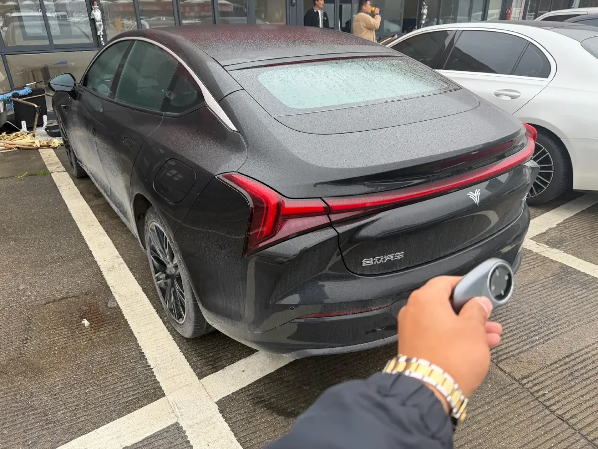 2022 Neta S BEV 84.5KWH,autocango,china used car exporter,china ev exporter,chinese used car exporter,chinese used ev exporter