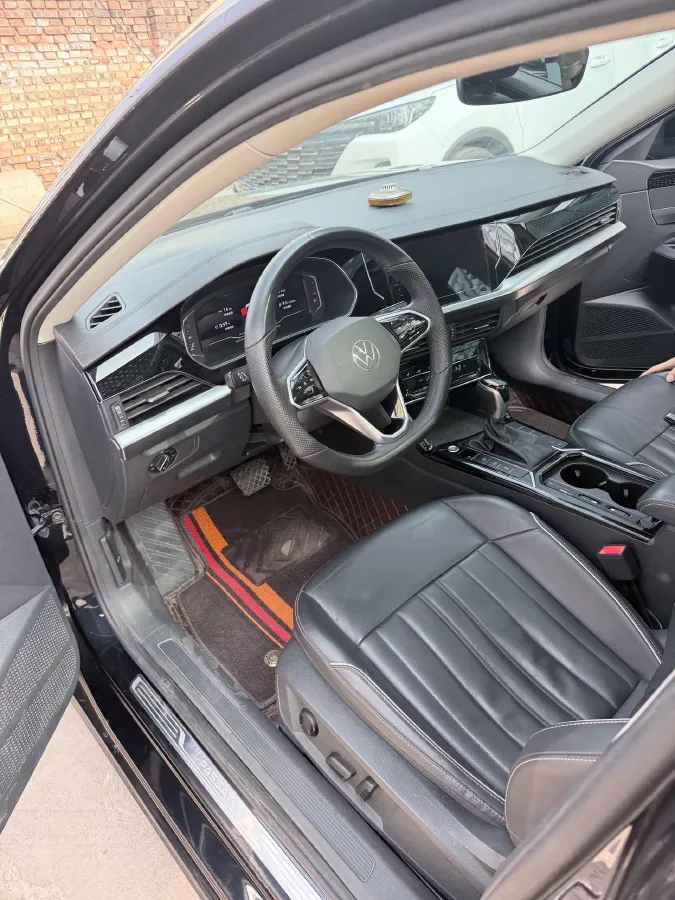 2023 Volkswagen Passat 2.0T 186HP L4 7DCT,autocango,china used car exporter,china ev exporter,chinese used car exporter,chinese used ev exporter