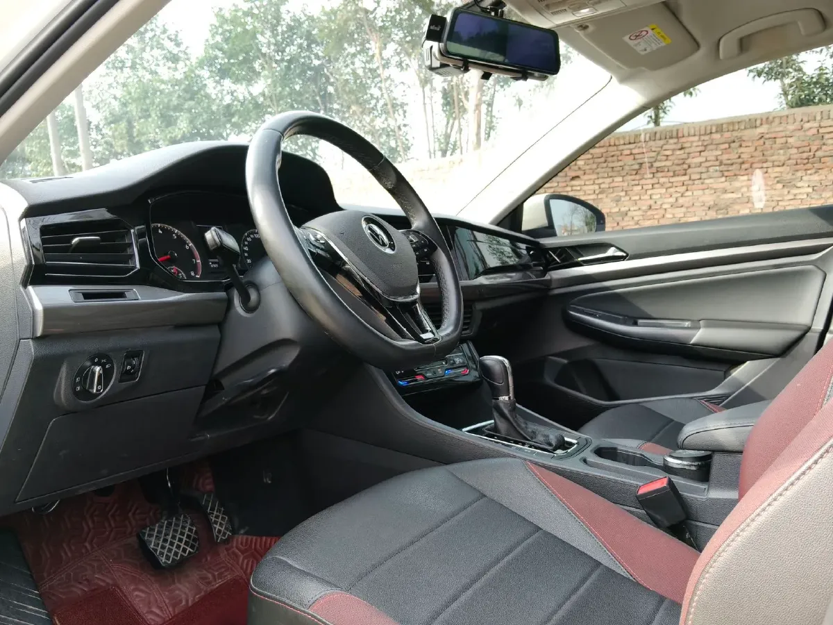 2021 Volkswagen Bora 1.5L 113HP L4 6AT,autocango,china used car exporter,china ev exporter,chinese used car exporter,chinese used ev exporter