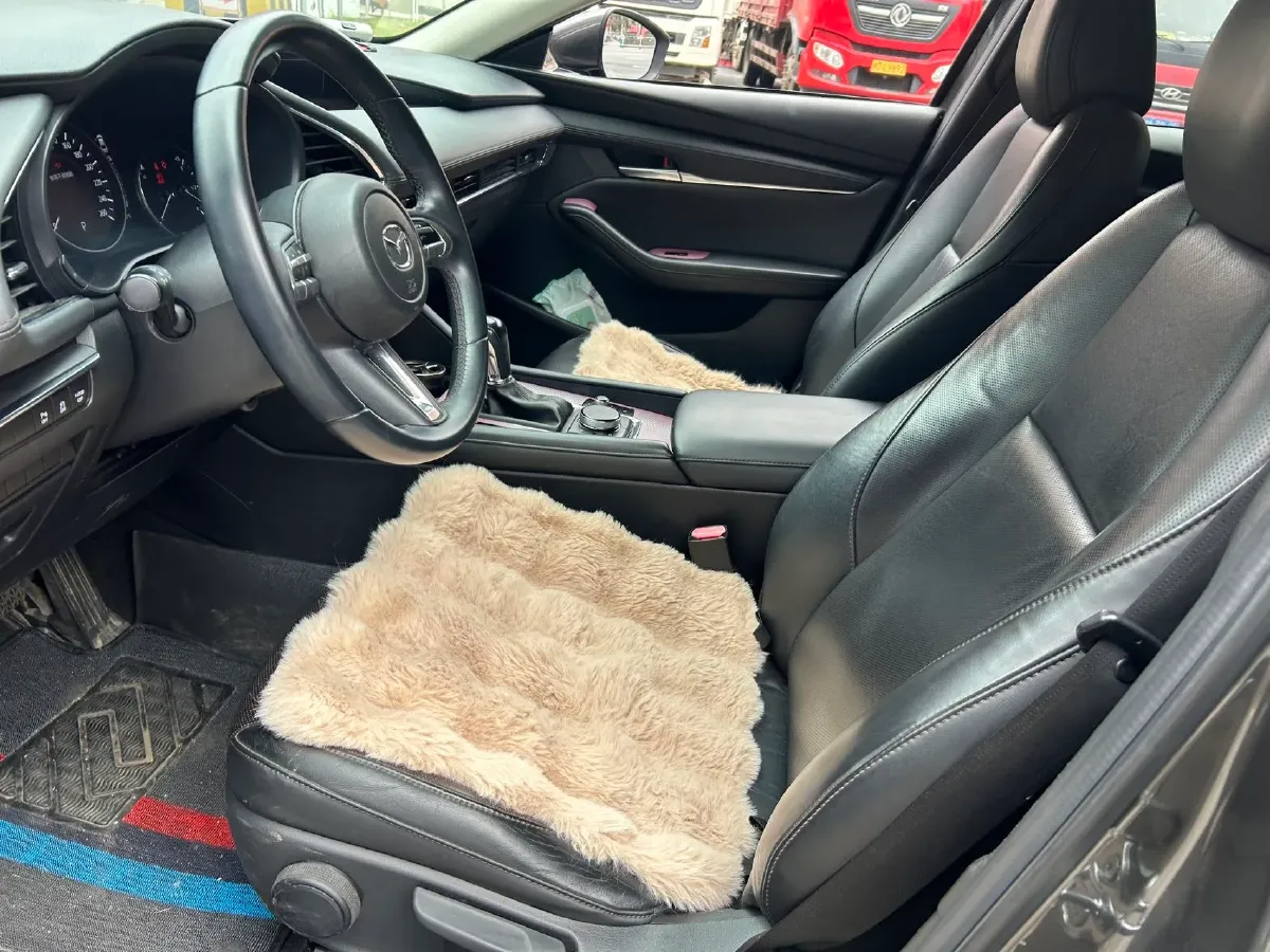 2020 Mazda 3 Axela 2.0L 158HP L4 6AT,autocango,china used car exporter,china ev exporter,chinese used car exporter,chinese used ev exporter