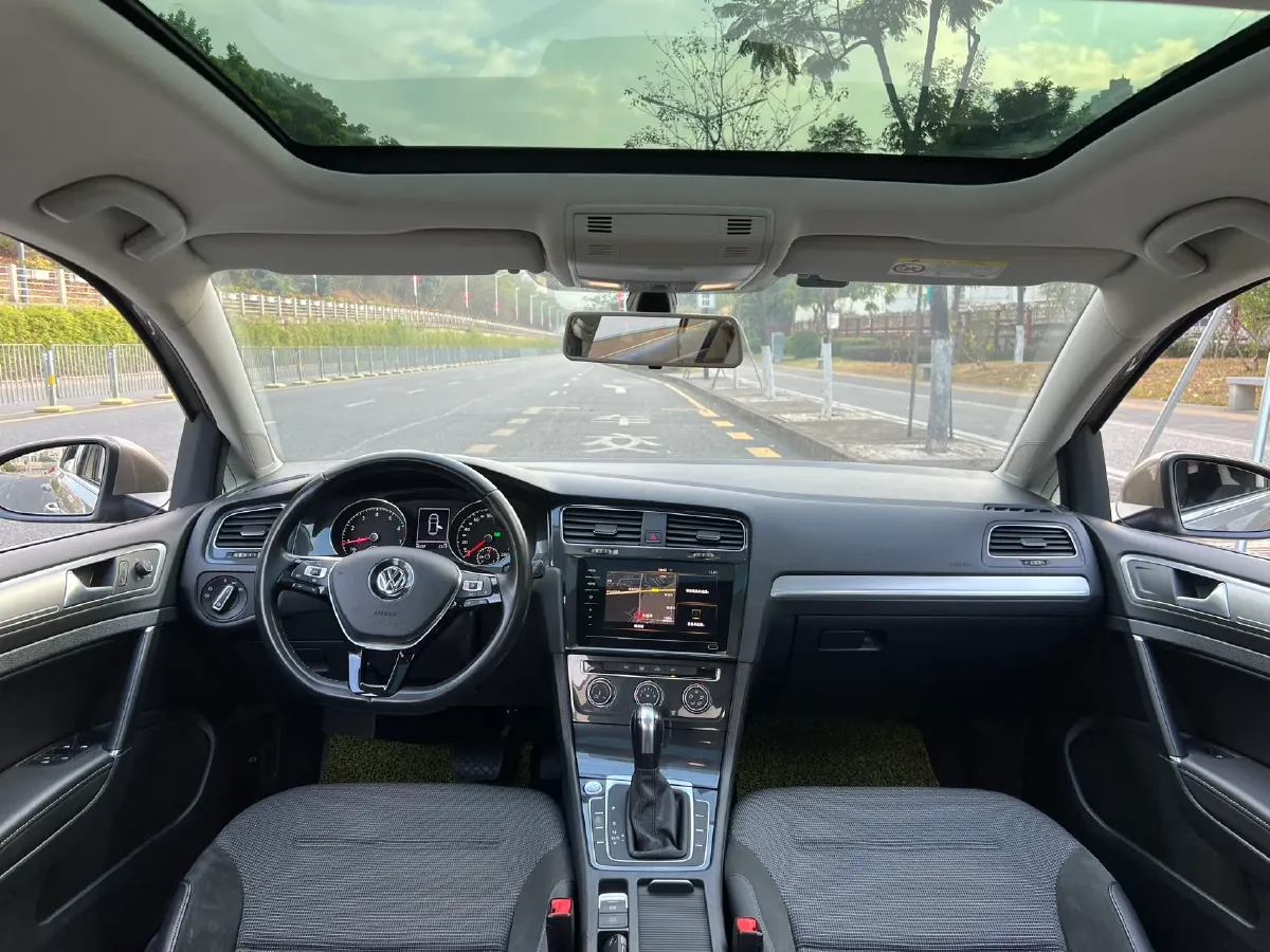 2020 Volkswagen Golf 1.4T 150HP L4 7DCT,autocango,china used car exporter,china ev exporter,chinese used car exporter,chinese used ev exporter