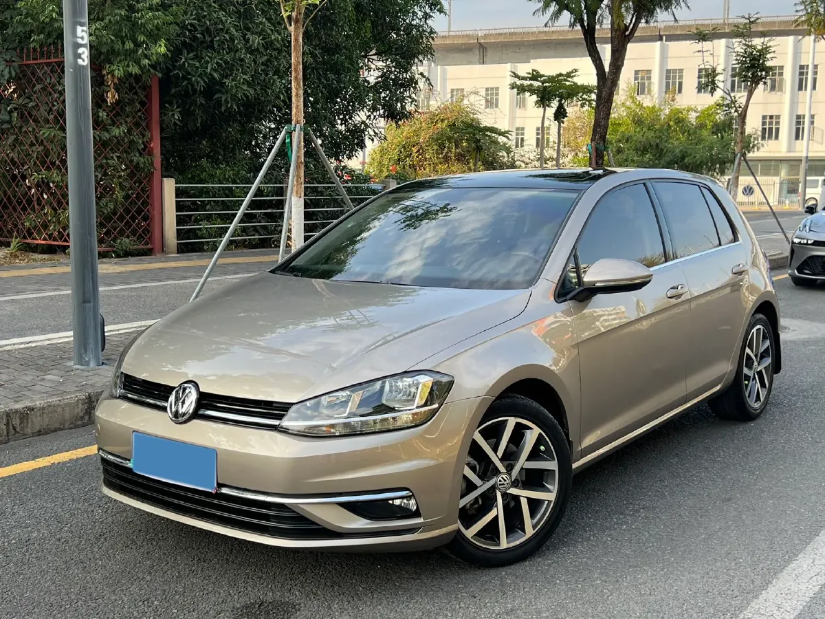 2020 Volkswagen Golf 1.4T 150HP L4 7DCT,autocango,china used car exporter,china ev exporter,chinese used car exporter,chinese used ev exporter