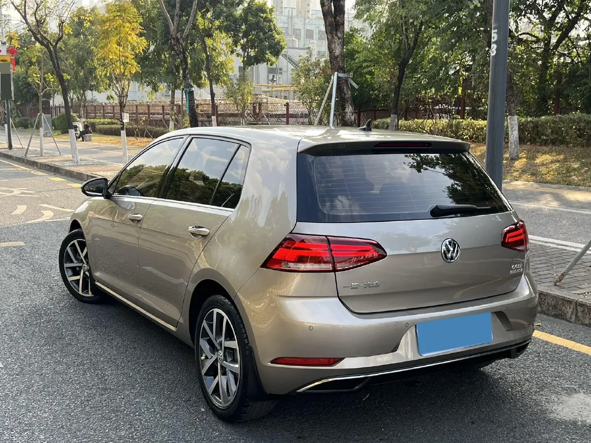 2020 Volkswagen Golf 1.4T 150HP L4 7DCT,autocango,china used car exporter,china ev exporter,chinese used car exporter,chinese used ev exporter