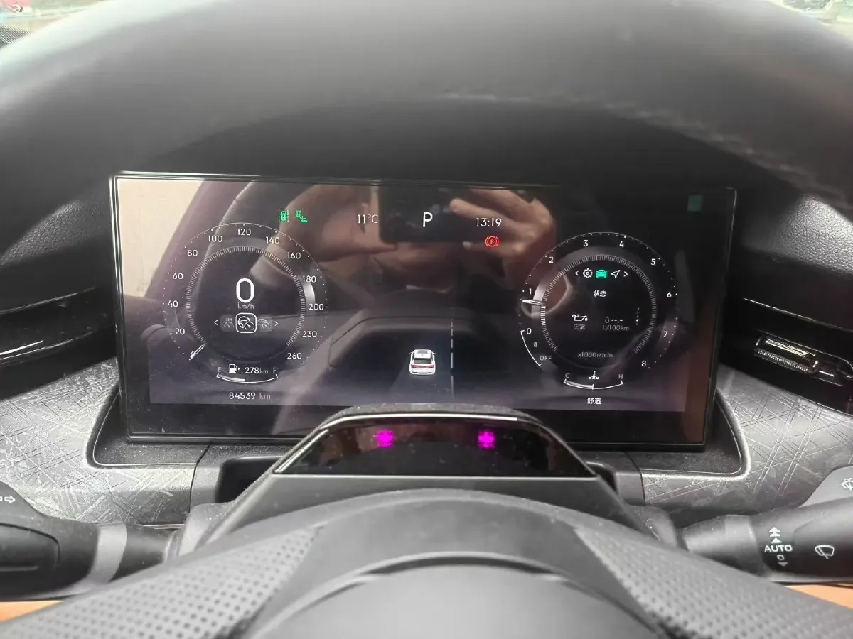 2021 Buick GL8 2.0T 237HP L4 9AT,autocango,china used car exporter,china ev exporter,chinese used car exporter,chinese used ev exporter