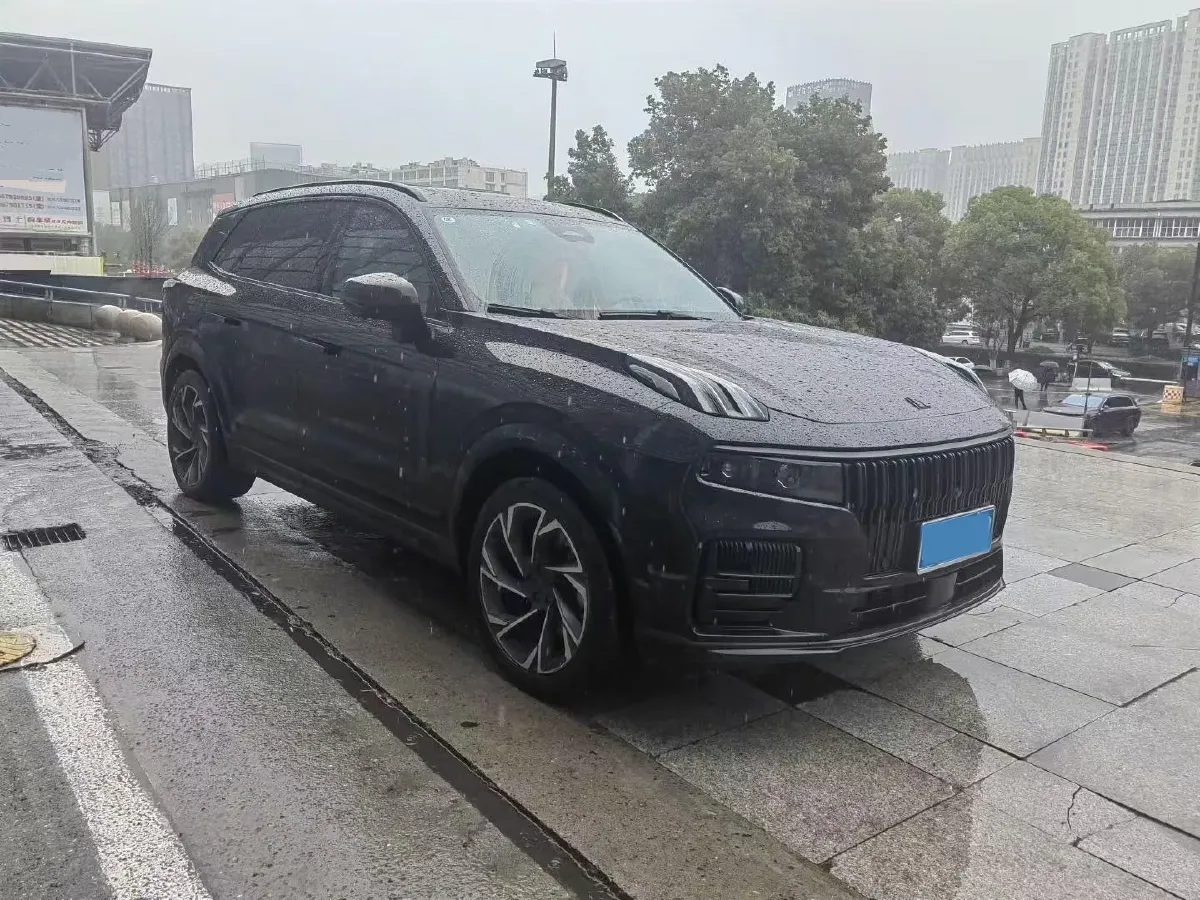 2021 Buick GL8 2.0T 237HP L4 9AT,autocango,china used car exporter,china ev exporter,chinese used car exporter,chinese used ev exporter