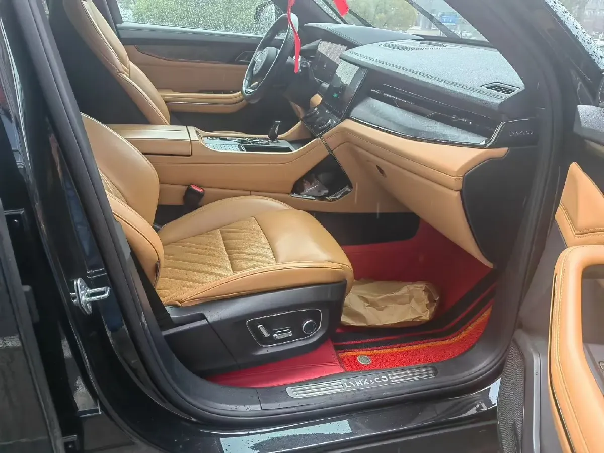 2021 Buick GL8 2.0T 237HP L4 9AT,autocango,china used car exporter,china ev exporter,chinese used car exporter,chinese used ev exporter