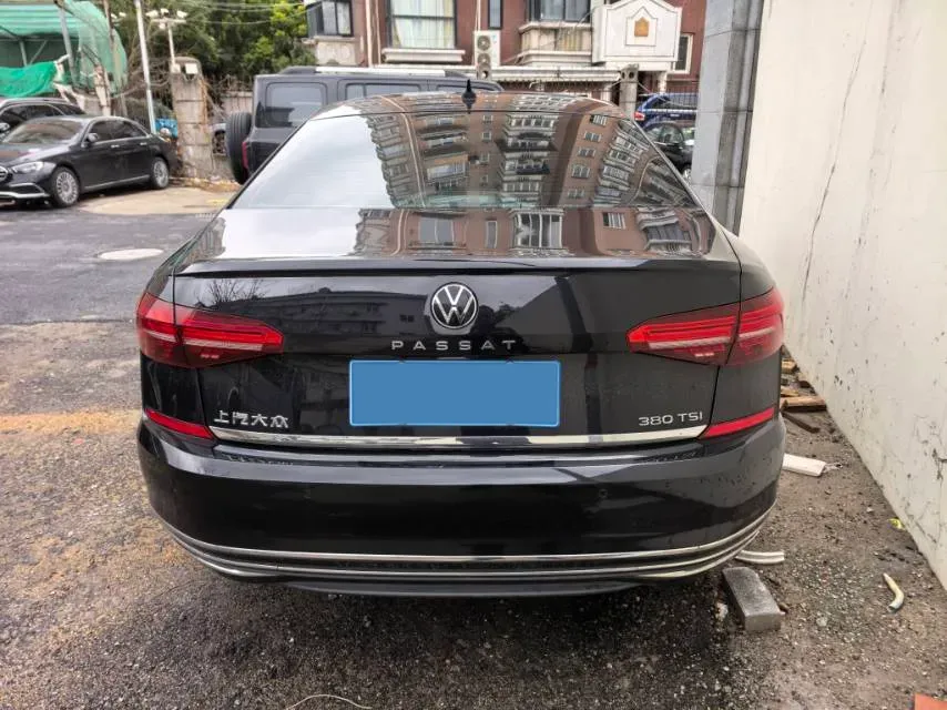2020 Volkswagen Passat 2.0T 220HP L4 7DCT,autocango,china used car exporter,china ev exporter,chinese used car exporter,chinese used ev exporter