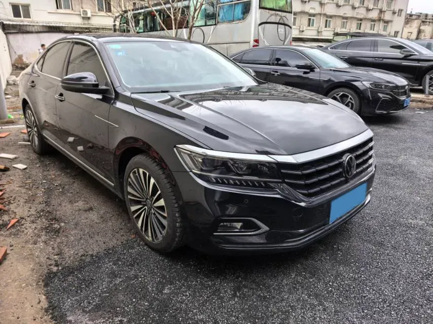 2020 Volkswagen Passat 2.0T 220HP L4 7DCT,autocango,china used car exporter,china ev exporter,chinese used car exporter,chinese used ev exporter
