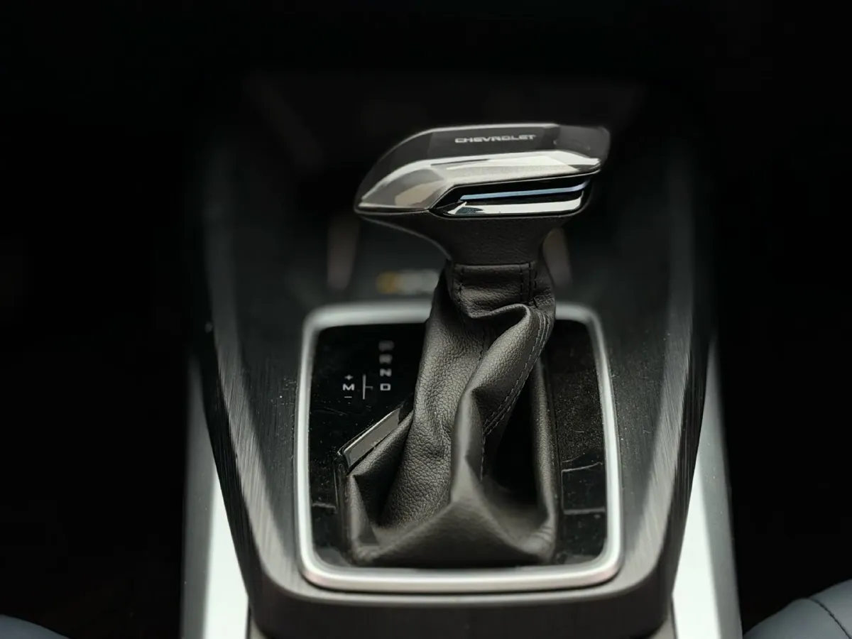 2024 Chevrolet Monza 1.5L 113HP L4 6DCT,autocango,china used car exporter,china ev exporter,chinese used car exporter,chinese used ev exporter