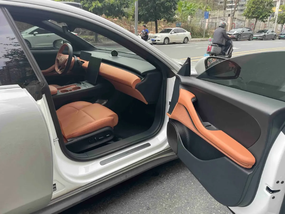 2022 JunTian HeiWuShi Youth 2.0T 203HP L4 6AT,autocango,china used car exporter,china ev exporter,chinese used car exporter,chinese used ev exporter