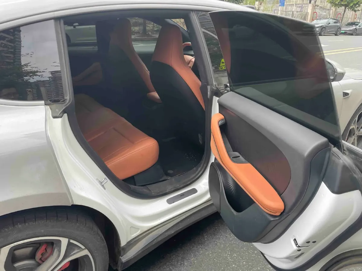 2022 JunTian HeiWuShi Youth 2.0T 203HP L4 6AT,autocango,china used car exporter,china ev exporter,chinese used car exporter,chinese used ev exporter