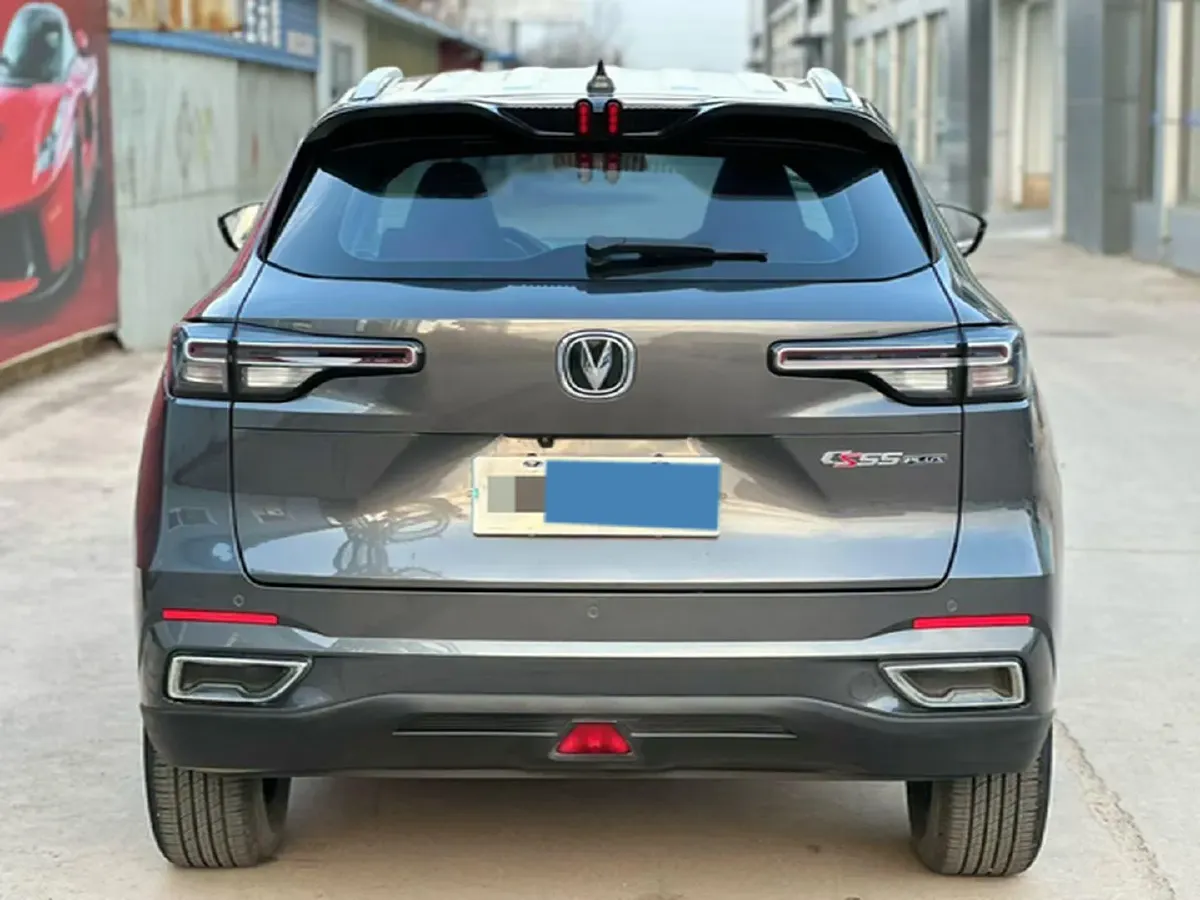 2022 ChangAn UNI-V 1.5T 188HP L4 7DCT,autocango,china used car exporter,china ev exporter,chinese used car exporter,chinese used ev exporter