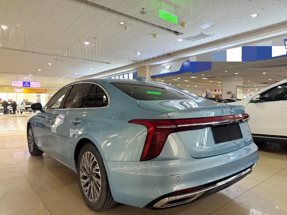 2023 HongQi H5 2.0T 224HP L4 8AT,autocango,china used car exporter,china ev exporter,chinese used car exporter,chinese used ev exporter