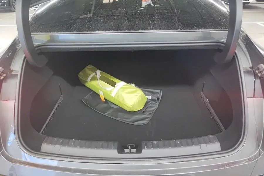 2024 Geely Galaxy E8 BEV 75.6KWH,autocango,china used car exporter,china ev exporter,chinese used car exporter,chinese used ev exporter