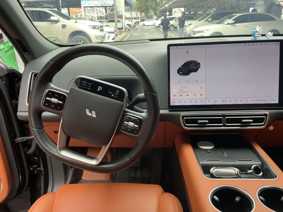 2023 Li L7 Range Extended 154HP REEV 40.9KWH,autocango,china used car exporter,china ev exporter,chinese used car exporter,chinese used ev exporter